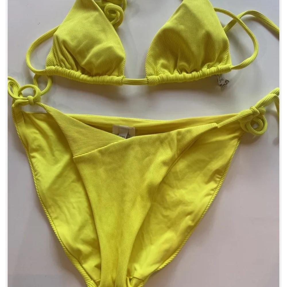 EUC Neon yellow Becca bikini M top, L bottom